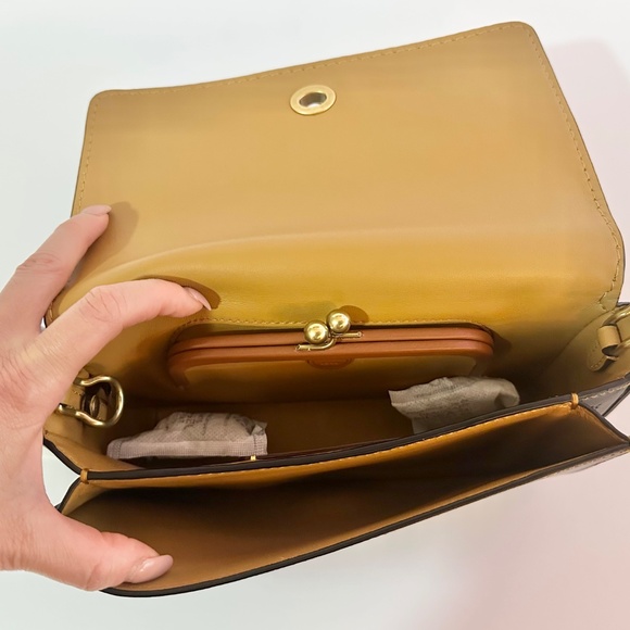 Coach - Disney x Coach Dinky with Minnie Mouse - Picture 10 of 14